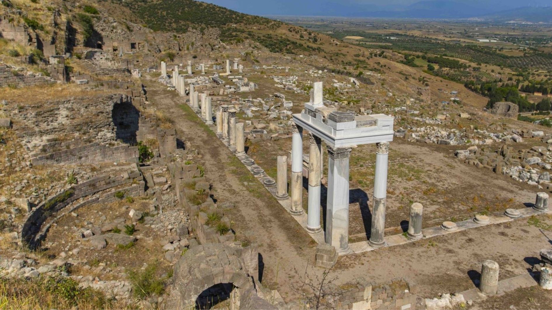 Bergama Akropolü Arkeolojik Alanı