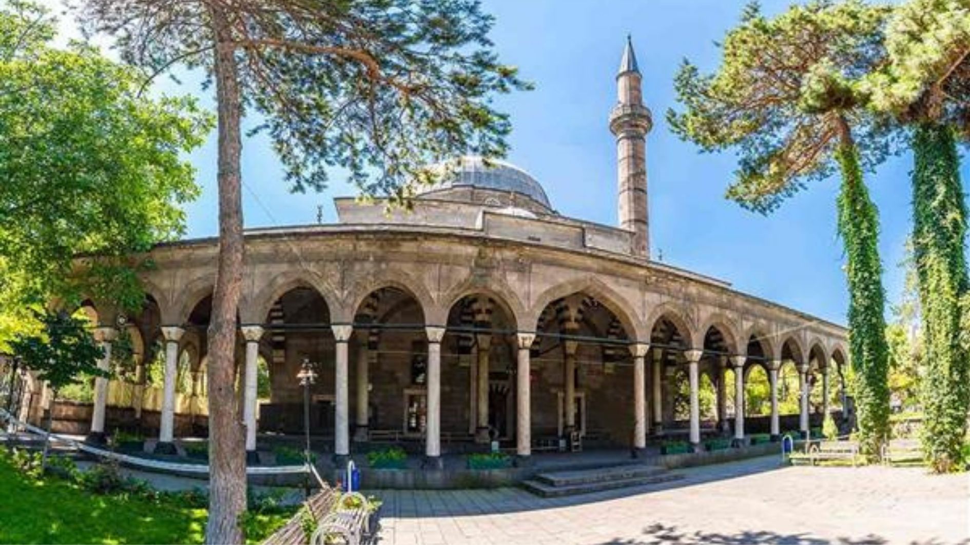 Kurşunlu Mosque