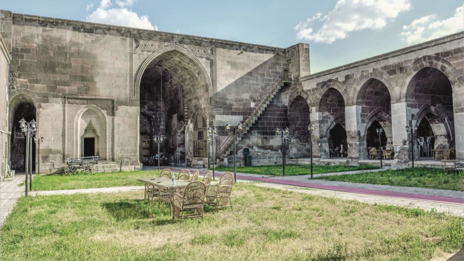 Karatay Han