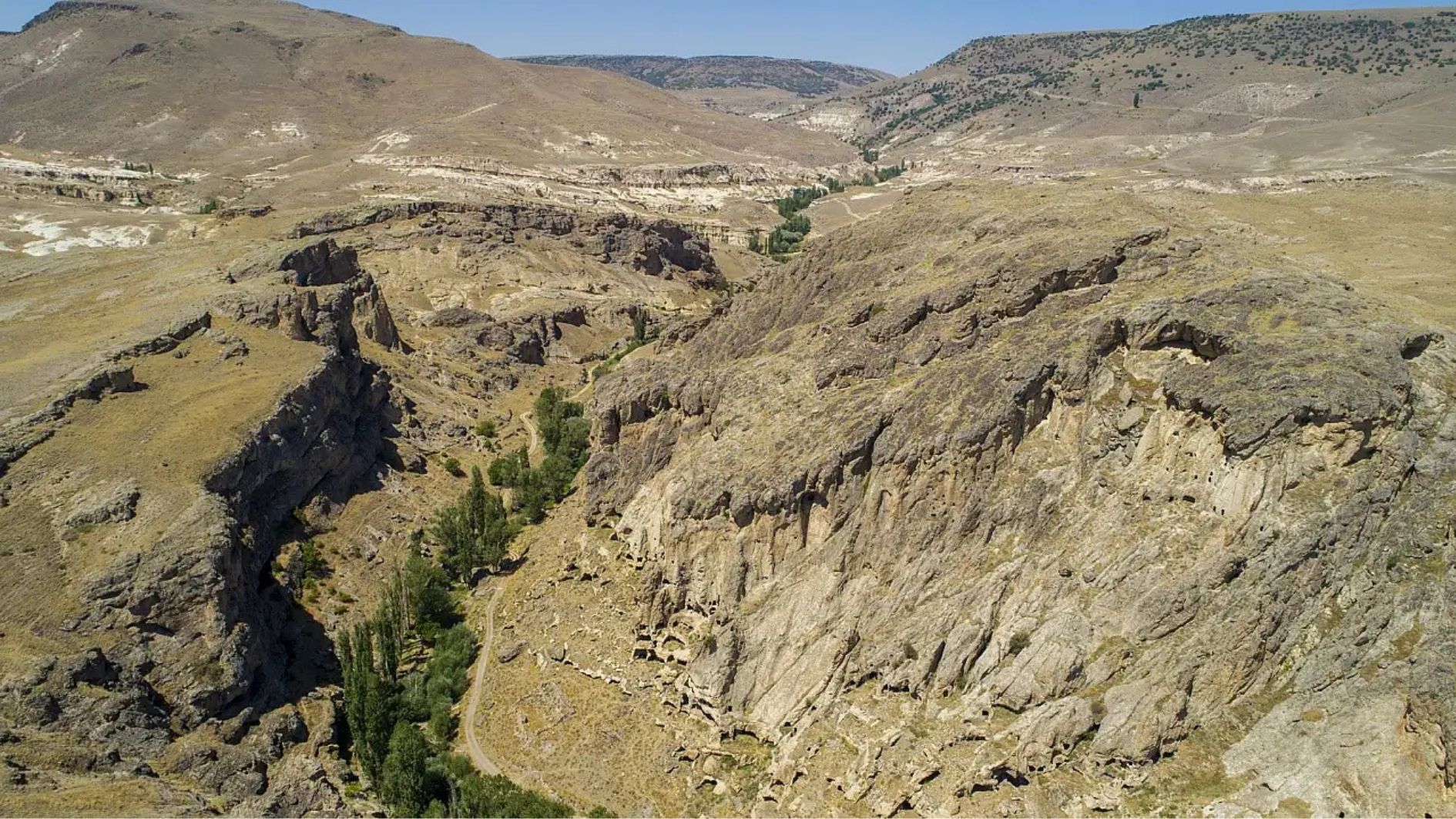 Erdemli Valley