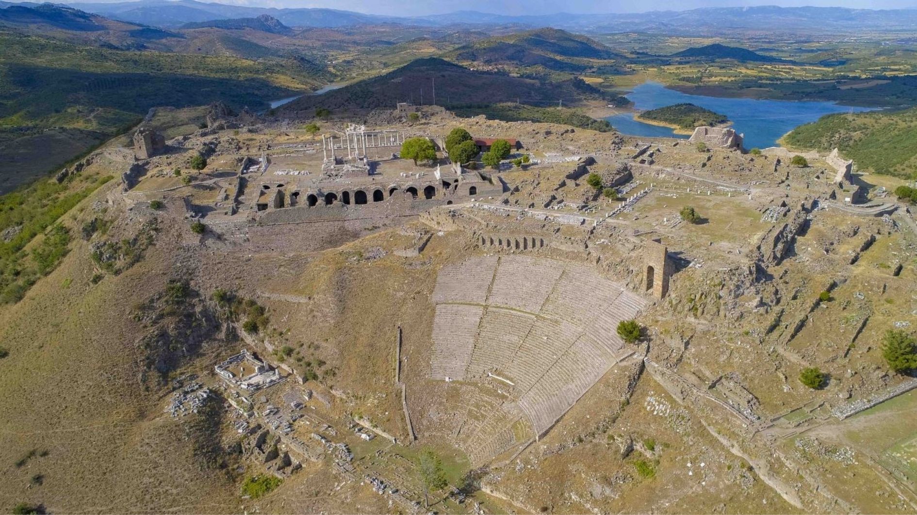 Bergama Akropolü Arkeolojik Alanı